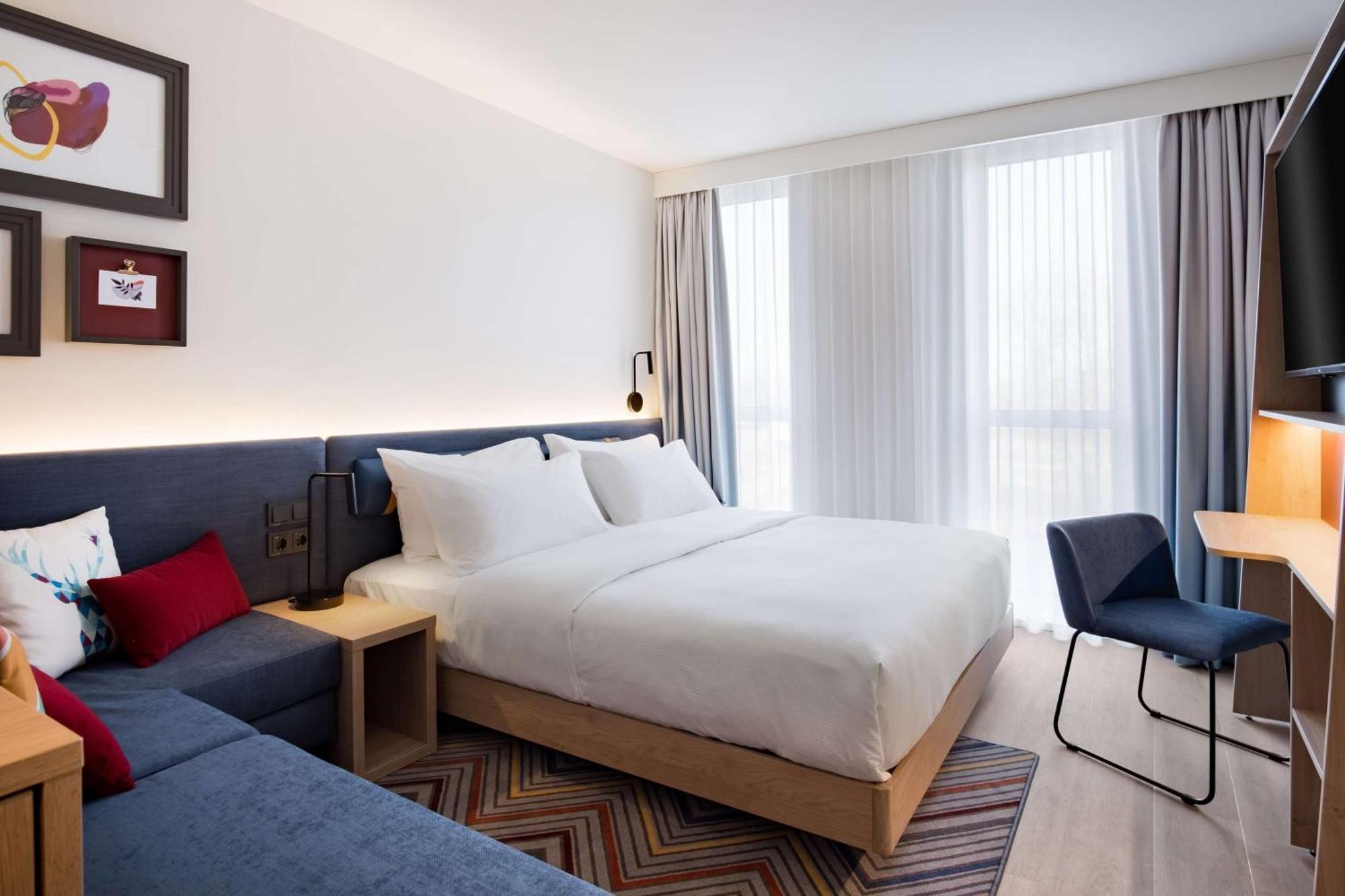 מלון Hampton By Hilton Riga Airport מראה חיצוני תמונה